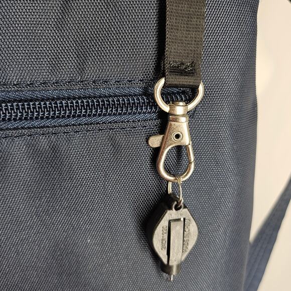 TRAVELON ANTI-THEFT CLASSIC MINI CROSSBODY – MIDNIGHT – RFID – LOCKING STRAPS - Picture 10 of 13